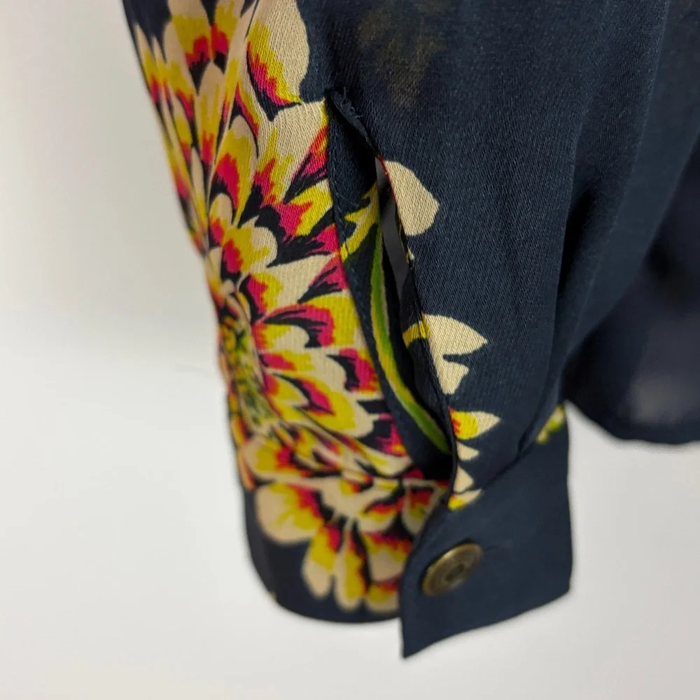 Cabi Chic Floral Semi-Sheer Long Sleeve Button Front Blouse Medium Navy Blue - Picture 8 of 14